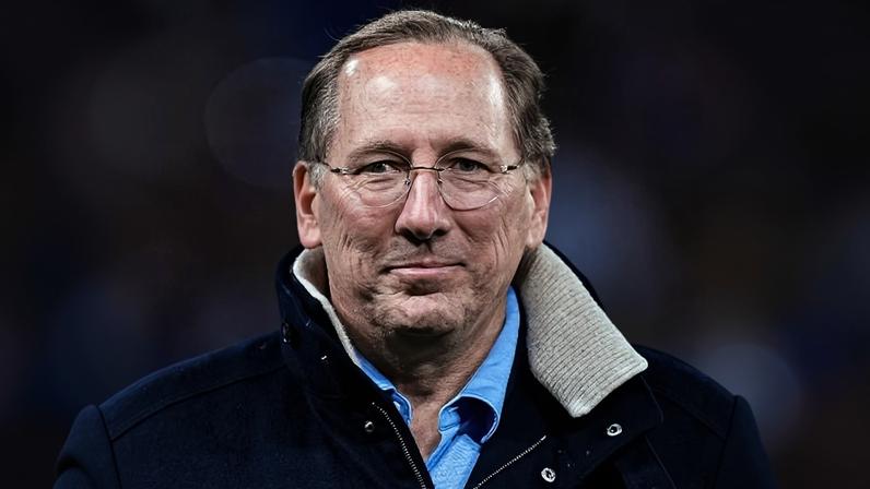 John Textor, durante jogo do Lyon