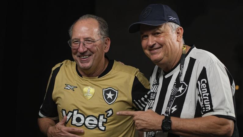 John Textor entre João Paulo Magalhães, atual presidente do Botafogo, e Durcesio Mello