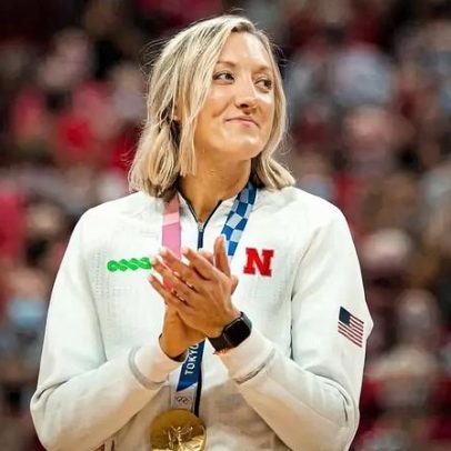 Jordan Larson anuncia aposentadoria do vôlei após carreira pela seleção dos EUA