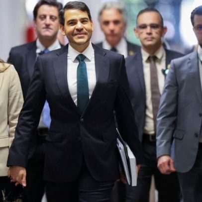 Ibovespa sobe e dólar cai após rejeição de Messias pelo STF