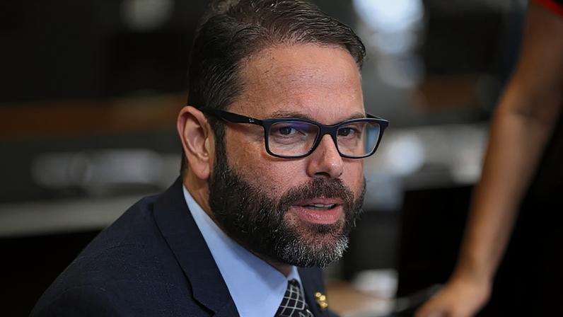 O senador também defendeu os objetivos da comitiva, que incluem acompanhar a situação de brasileiros no exterior, como o caso do ex-deputado Alexandre Ramagem