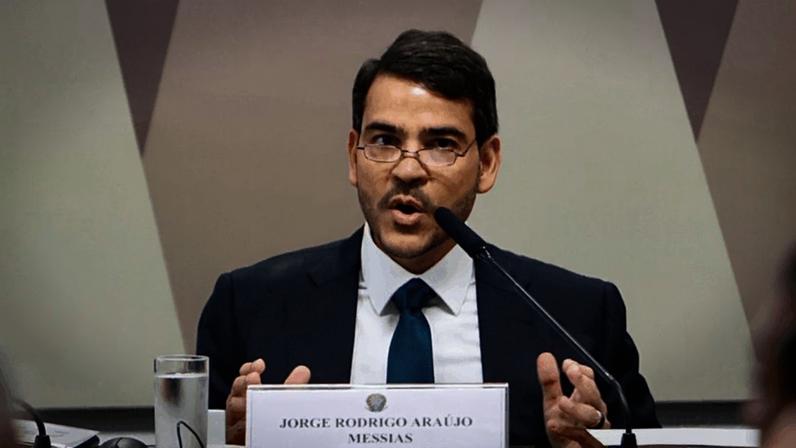 Jorge Messias fala em sabatina CCJ Senado
