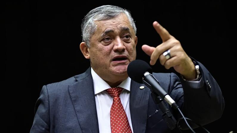 Novo ministro admite elevar dívida para proteger economia após guerra do Irã