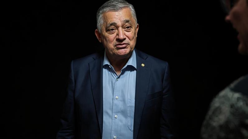 Ministro de Estado Chefe da Secretaria de Relações Institucionais da Presidência da República (SRI), José Guimarães, durante café da manhã com jornalistas no Palácio do Planalto