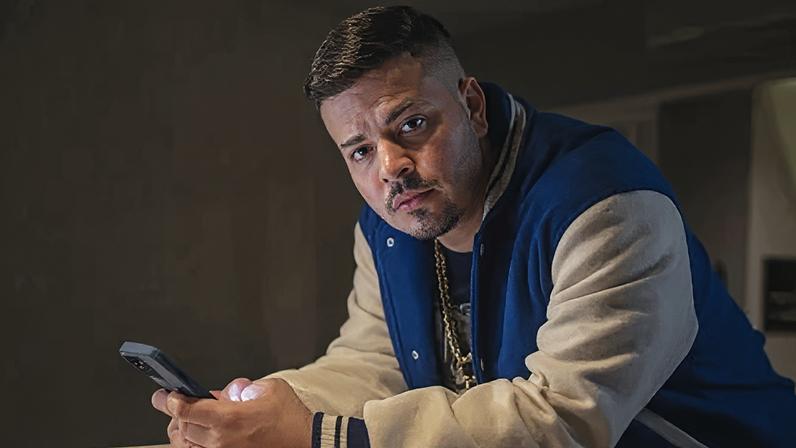 Jottapê como MC Doni em "Sintonia"