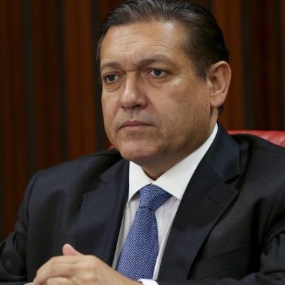 TSE elege Nunes Marques presidente do STF, Mendonça será vice