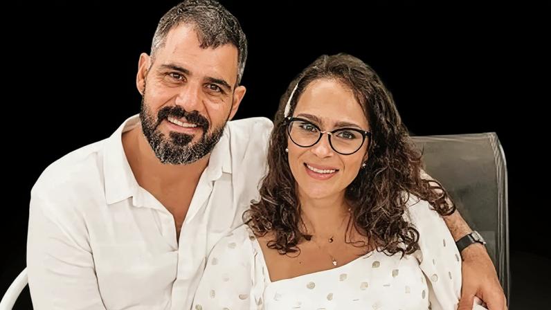 Juliano Cazarré é casado com Leticia Cazarré
