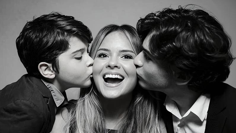 Mãe descobre autismo após diagnóstico dos filhos e burnout