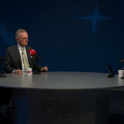 Uso de hormônios pode elevar risco de câncer de mama, explica Dr. Kalil