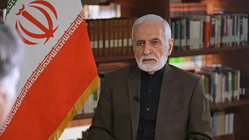 Kamal Kharazi, assessor de Política Externa do gabinete do líder supremo do Irã, dá entrevista exclusiva à CNN