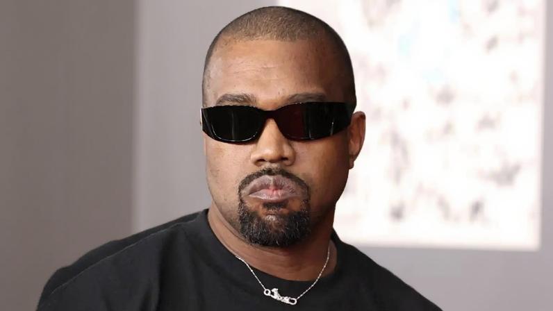 Kanye West adia show na França após possível ban