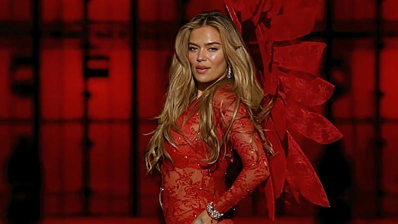 Karol G encerra primeiro fim de semana do Coachella; confira line-up