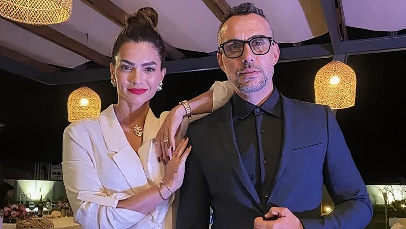 Kelly Key e Mico Freitas são casados há 23 anos e moram na Angola