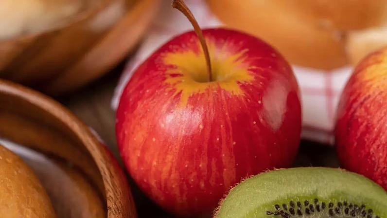Conheça as frutas menos calóricas