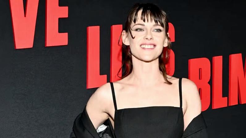 A atriz Kristen Stewart em lançamento de 'Love Lies Bleeding: O Amor Sangra' (2024)