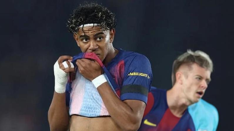 Lamine Yamal, do Barcelona, durante partida contra o Atlético de Madrid, pela Liga dos Campeões