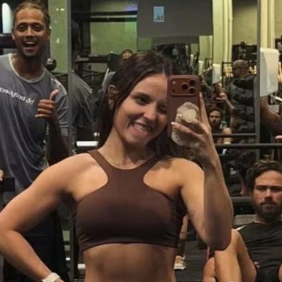 Larissa Manoela faz treino com o marido e posa de conjunto fitness