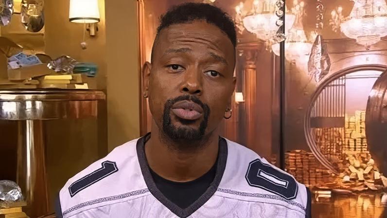 Boneco reclamou de estar congelado no jogo dos brothers