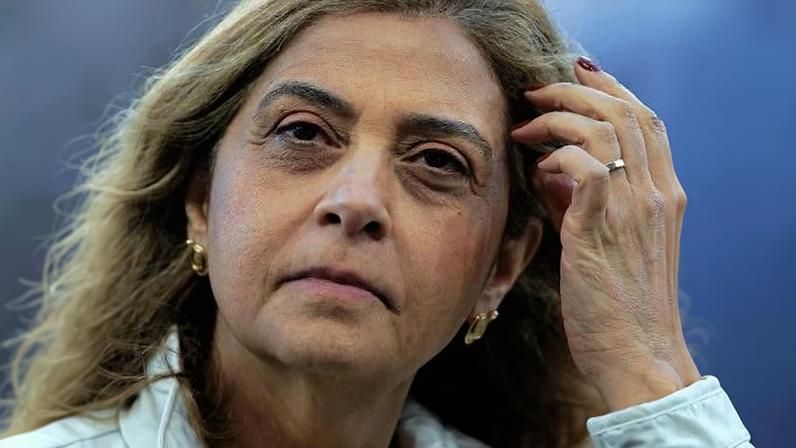 Leila Pereira, presidente do Palmeiras, durante jogo contra o Corinthians