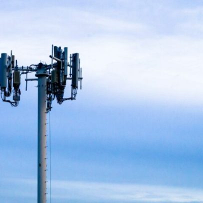 Justiça suspende leilão da Anatel que ampliaria sinal de celular.