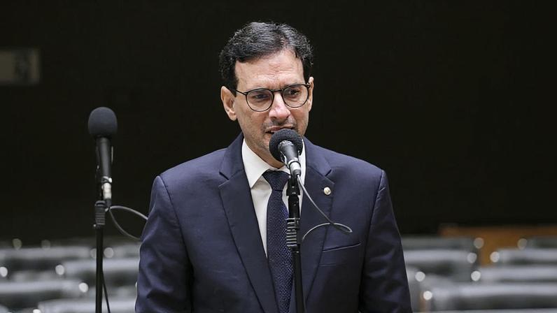 O deputado Leo Prates, relator da PEC sobre o fim da escala 6x1 |