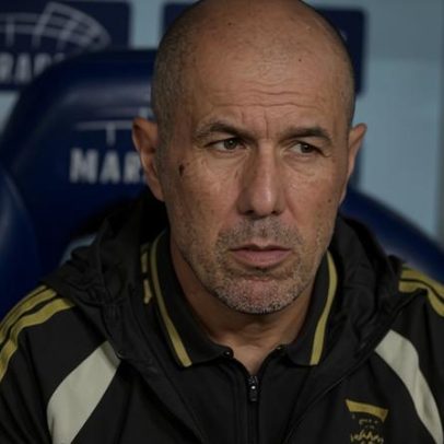 Jardim elogia sequência de Evertton Araújo e minimiza gols perdidos pelo Fla