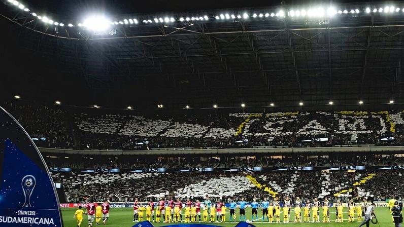 Atlético em partida pela Sul-Americana 2025 (Foto: Pedro Souza / Atlético)