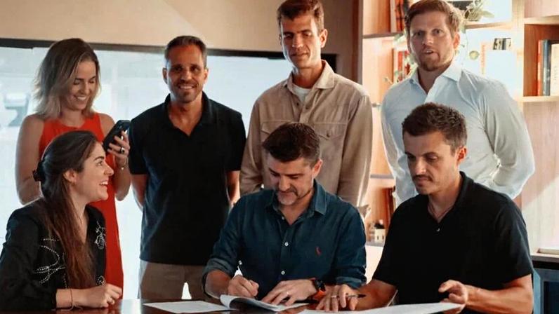 Colaboração entre B55, I12 e Instituto Caldeira é firmado com assinatura de termo