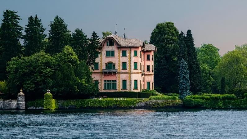 Villa Dozzio, uma vila do século 19 no Lago di Como