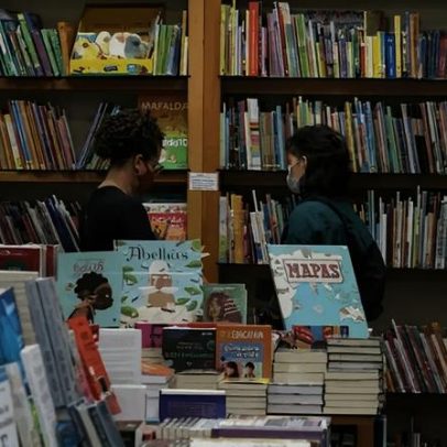 Livrarias de todo o país promovem programação especial pelo Dia do Livro