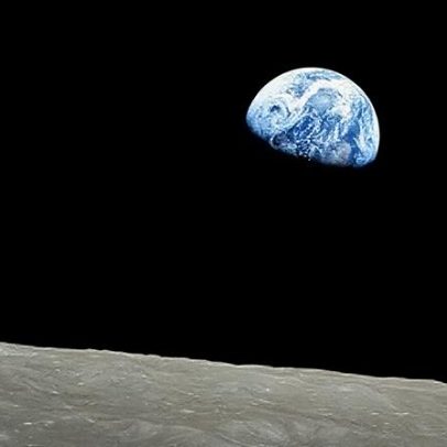 Terra vista em Earthrise até Artemis II — trajetória da exploração espacial