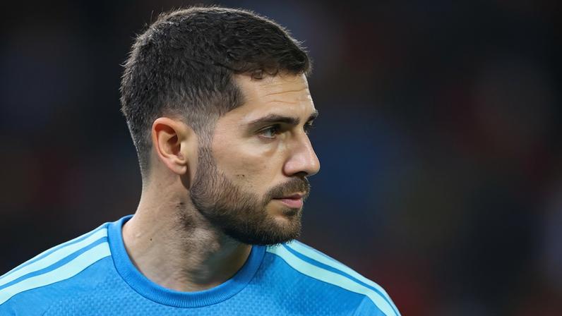 O goleiro Luca Zidane defende a seleção da Argélia