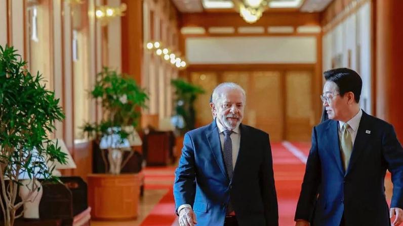 Lula se reuniu com o presidente da Coreia do Sul, Lee Jae-Myung, na Casa Azul em 23 de fevereiro