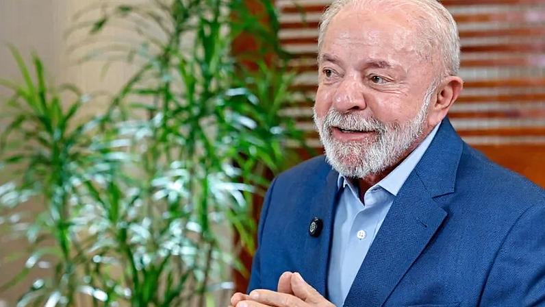 "Os Estados Unidos se meteram em um conflito desnecessário no Irã, alegando que o país estava tentando produzir armas nucleares. Eu digo que é mentira", afirmou Lula