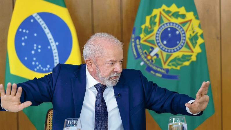 Lula acusa Trump de ameaças globais enquanto Brasil busca paz