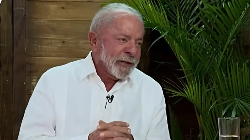 Presidente retomou ataques a empresários do setor de combustíveis e defendeu recompra de refinaria privatizada por Bolsonaro. (Foto: reprodução/Youtube Canal Gov)
