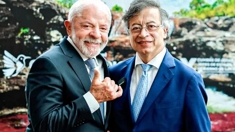 Na imagem, os presidentes do Brasil, Lula, e da Colômbia, Gustavo Petro