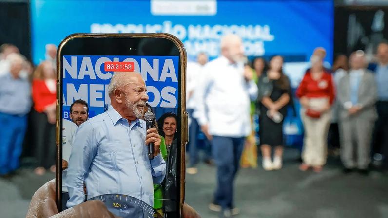 Google e Meta superam emissoras tradicionais no ranking de repasses do governo Lula para propaganda pela primeira vez em 2025. (Foto: Ricardo Stuckert/PR)