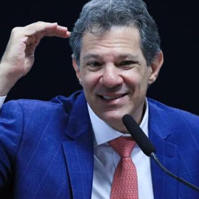 Haddad critica Flávio Bolsonaro por disseminação de fake news
