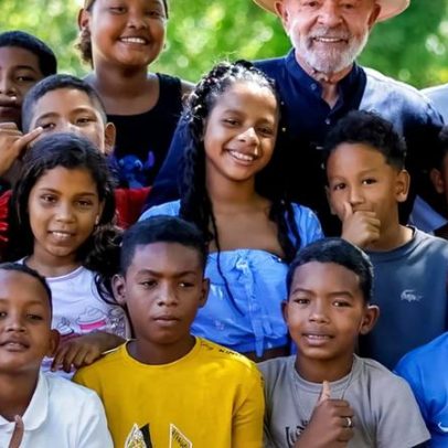 Lula diz que Páscoa é tempo de renovação e união