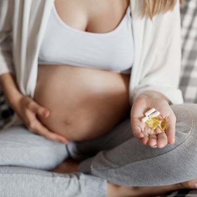 Vitaminas para quem tenta engravidar: o que realmente ajuda