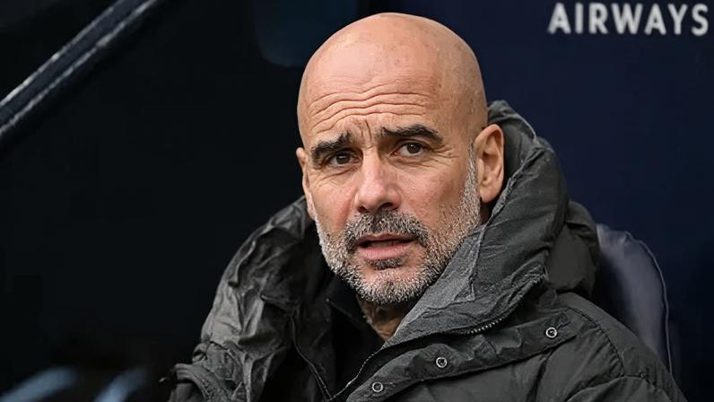 Pep Guardiola, treinador do Manchester City