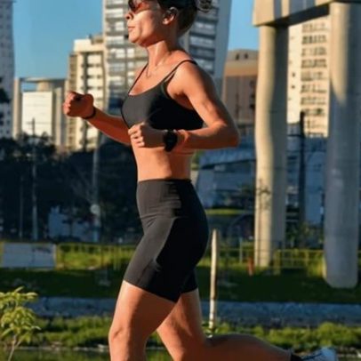 Influencer e triatleta brasileira morre em etapa de natação de Ironman nos EUA