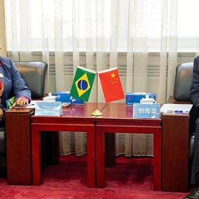 Margareth Menezes visita o China Media Group