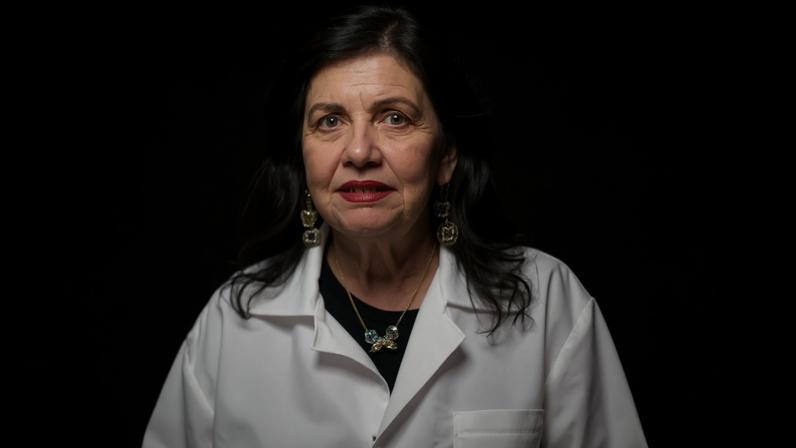 Mariangela Hungria se dedica há mais de 40 anos a pesquisas com insumos biológicos na agricultura (Foto: Antônio Neto/Embrapa)