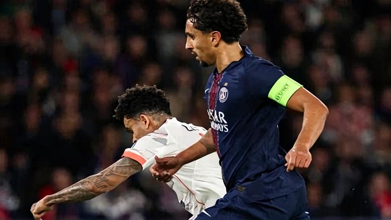 Marquinhos falha e assiste Luis Díaz finalizar para ampliar em PSG x Bayern de Munique
