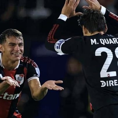 Bragantino erra pênalti, fica com 10 e perde para River no final