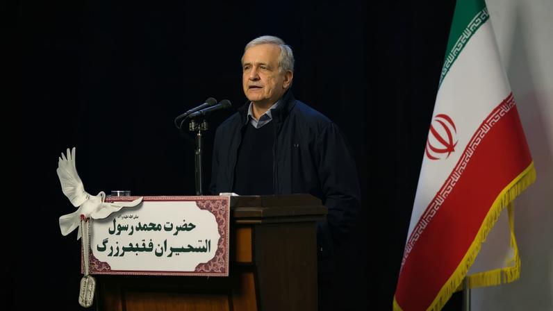 O presidente do Irã, Masoud Pezeshkian. (Foto: ABEDIN TAHERKENAREH/EFE/EPA)