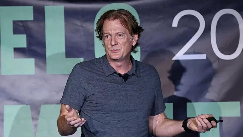 Ex-VP de engenharia da Meta apresenta 5 formas de se destacar no Vale do Silício