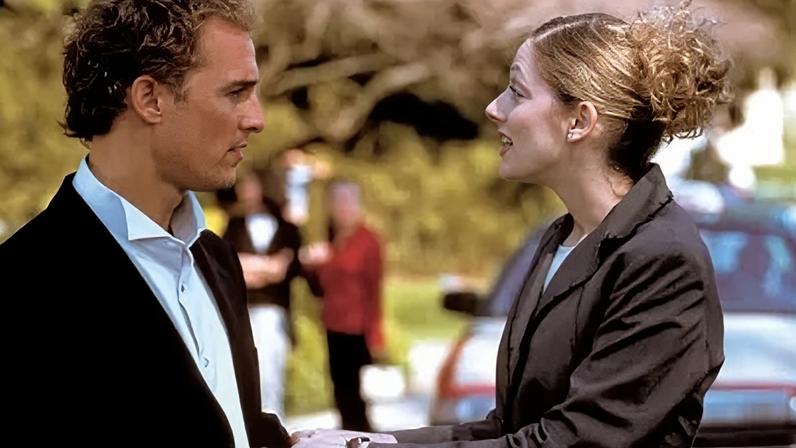 Matthew McConaughey e Judy Greer no filme "O Casamento dos Meus Sonhos"
